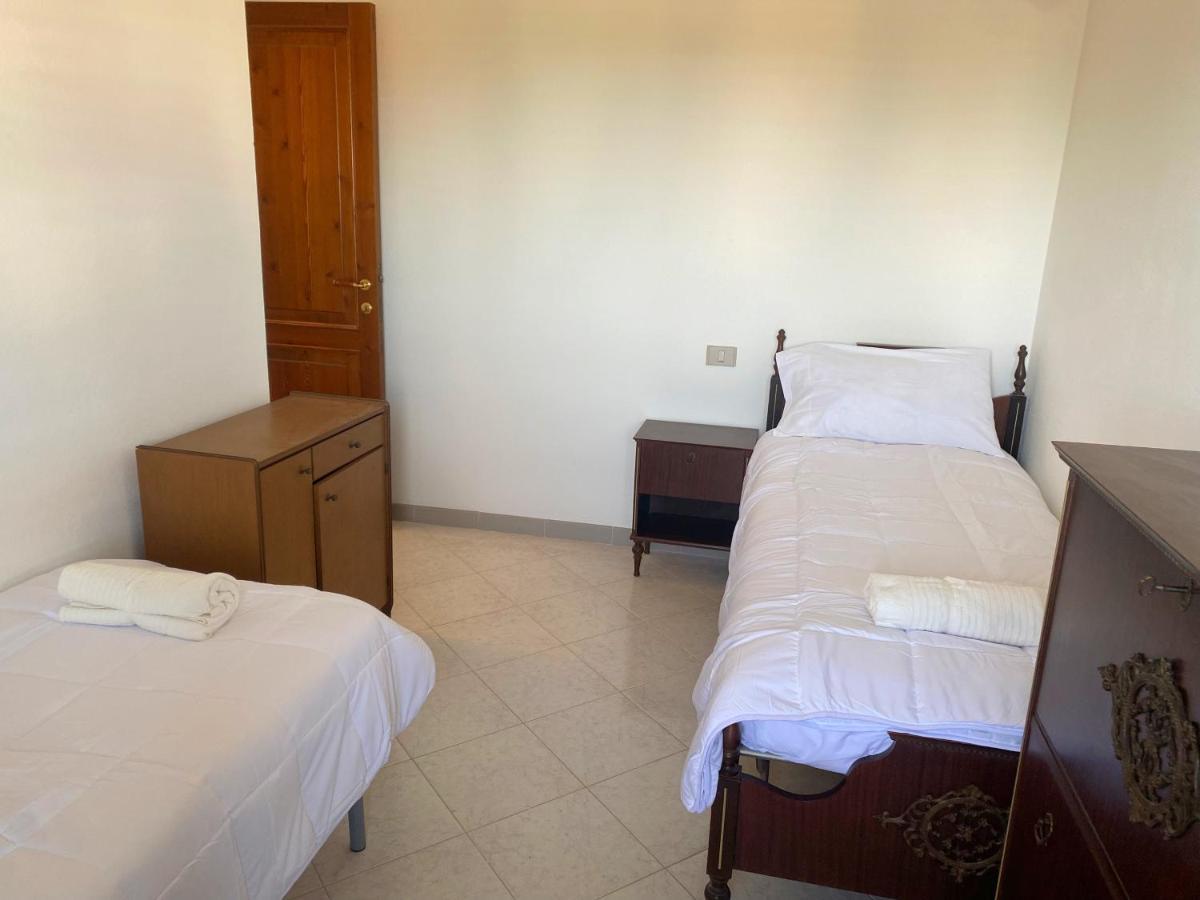 קפיטנה Lovely Home 5 Min Walk To The Beach, 3 Bedrooms Ample Outdoor Relax And Wifi מראה חיצוני תמונה