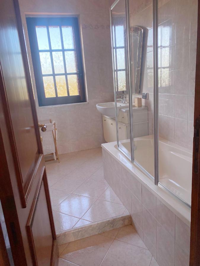 קפיטנה Lovely Home 5 Min Walk To The Beach, 3 Bedrooms Ample Outdoor Relax And Wifi מראה חיצוני תמונה